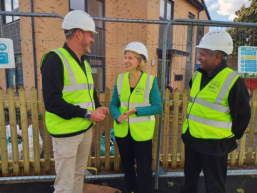 Darren Mealings, Red Kite's Interim Director of Property and Development, and Rodney Bullock, Development Manager, with Emma Reynolds MP