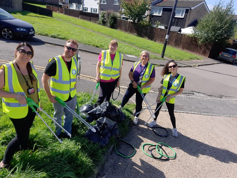 The Red Kite Estates Team during their Lane End litter pick