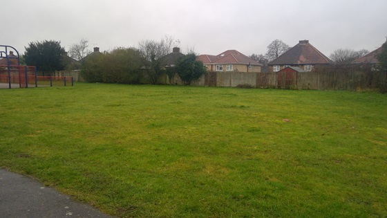 Cross Road Play Park cleared of all litter
